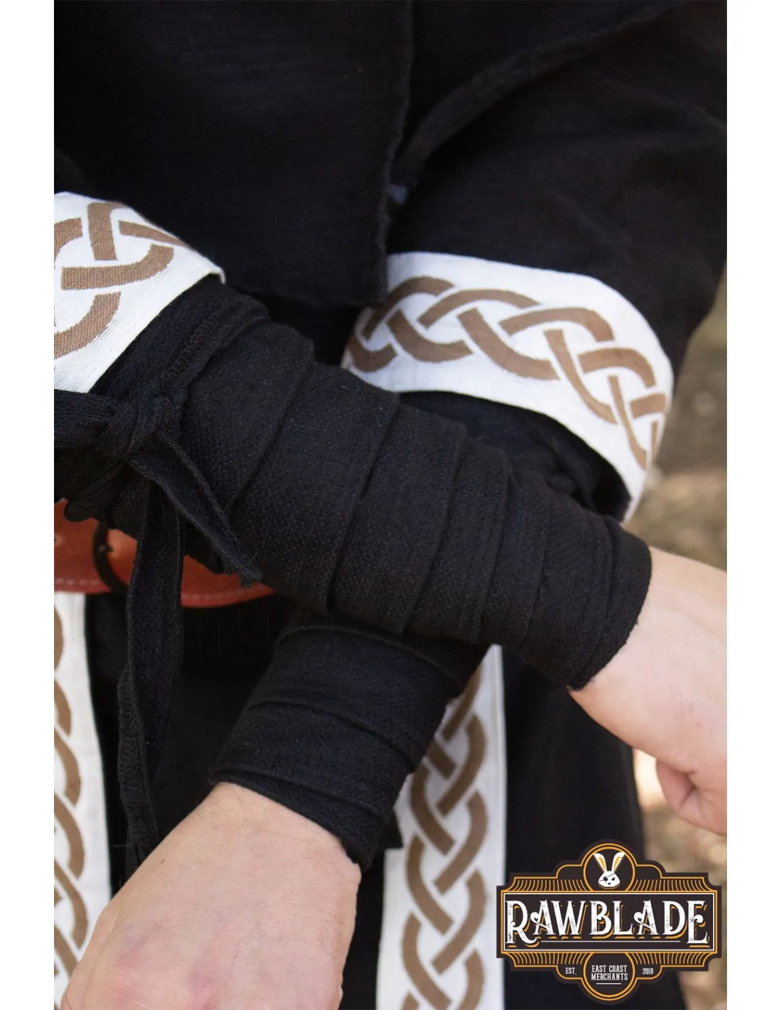 Bracelets d'avant-bras filetés médiévaux Nuada - Noir ⚔️ Boutique Épées