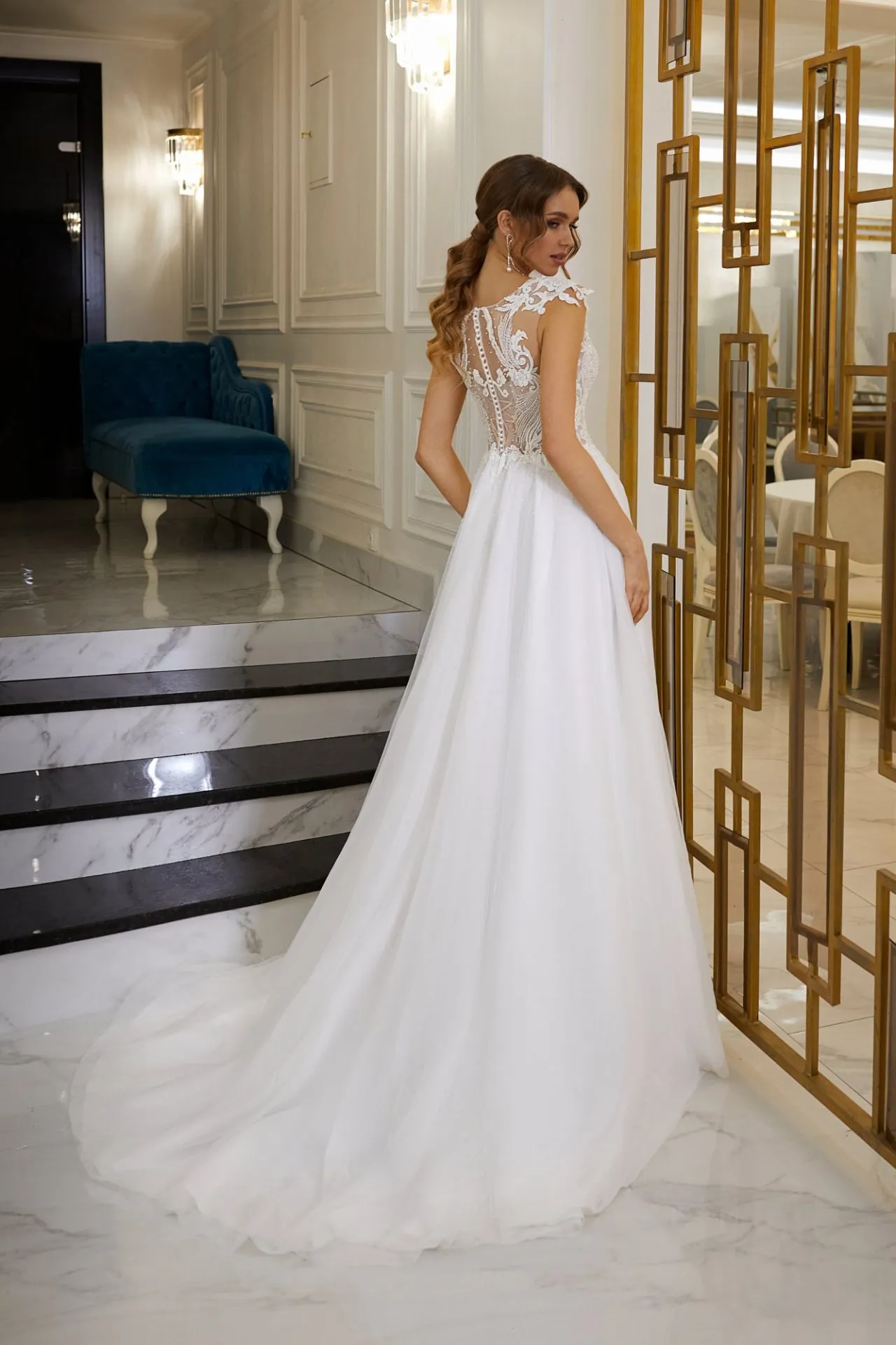 Robe De Mariée Col Cœur Fleurie Blanche