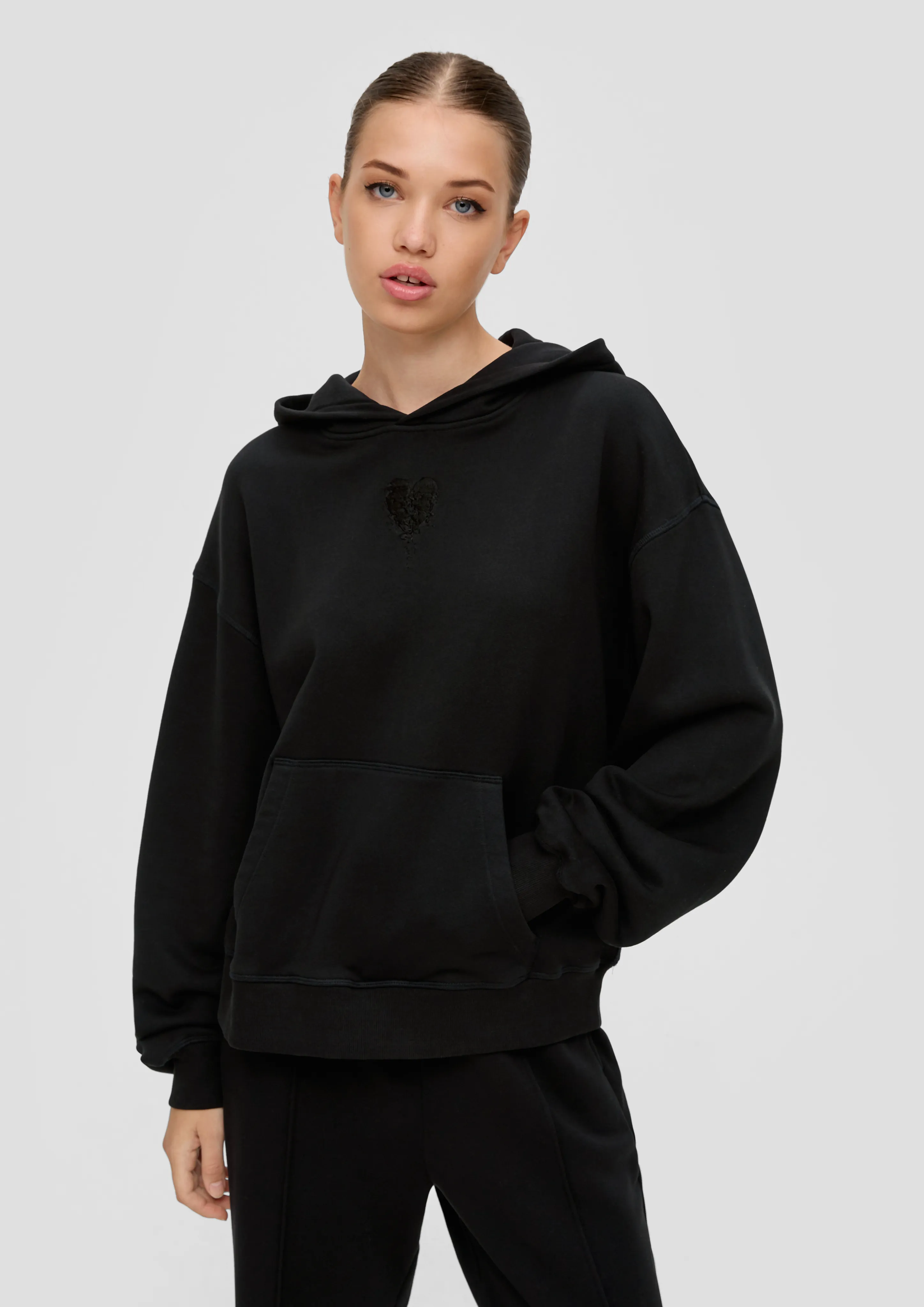 Sweat à capuche surpiqué